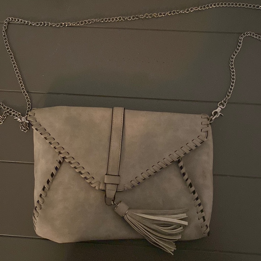 Grey faux leather crossbody with chain